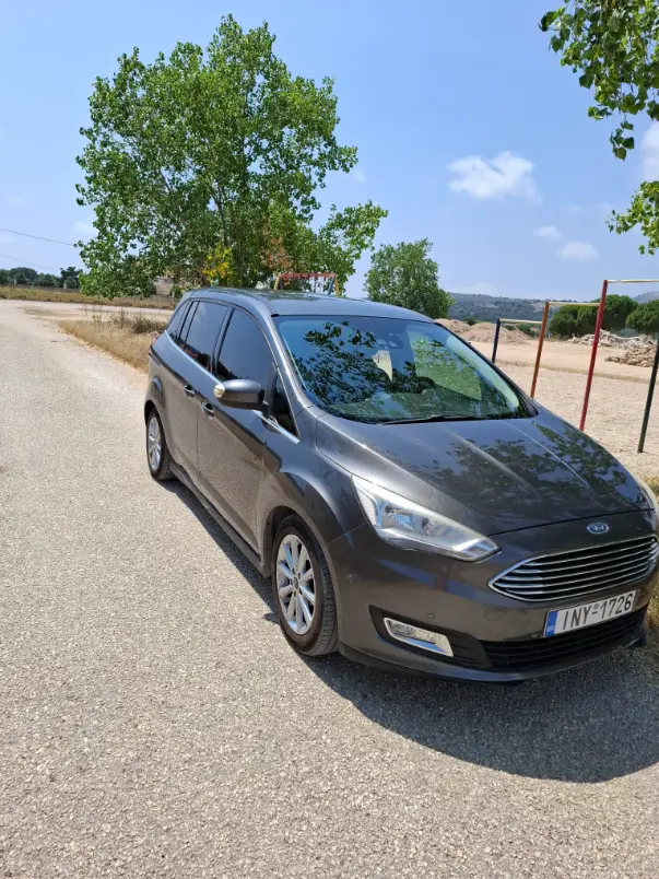 Ford Grand S-max